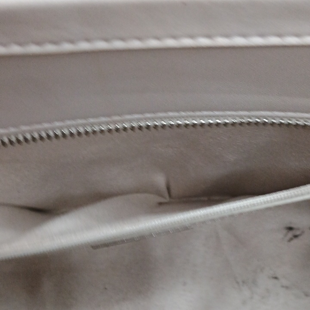 Steve Madden White Quilted Tote with Top Handles - Picture 6 of 11